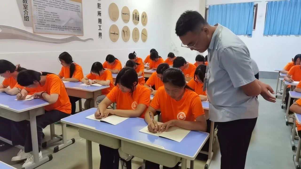 c0fb77acf67251319305110f342d14fe.jpg